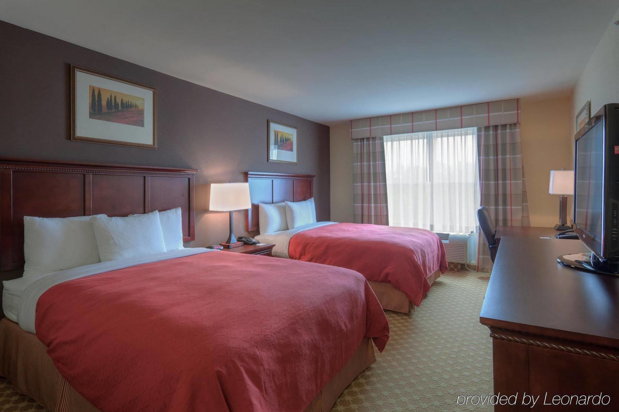 Hotel Country & By Radisson, - Hanover, Va 3*