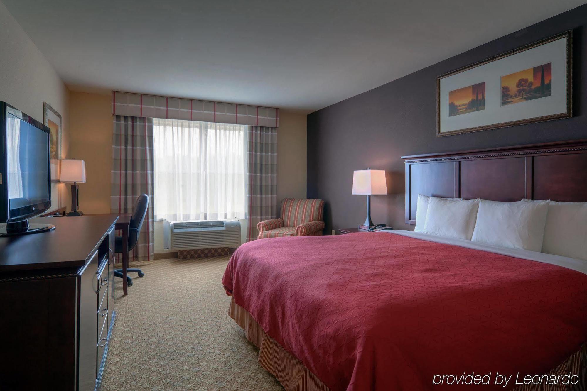 Hotel Country & By Radisson, - Hanover, Va 3*