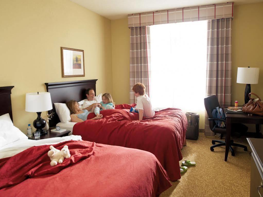 Hotel Country & By Radisson, - Hanover, Va