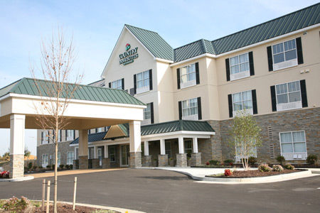 Hotel Country & By Radisson, - Hanover, Va